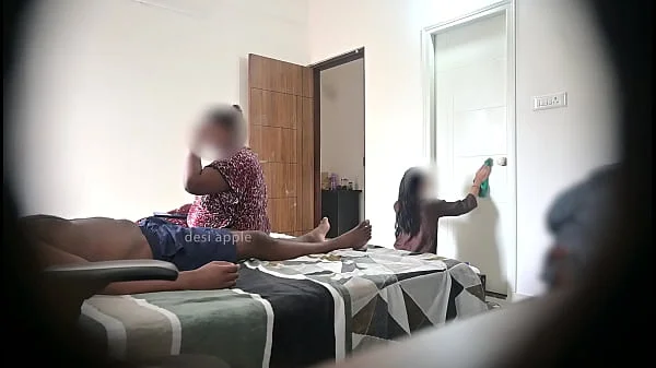 Flashing dick infront of two maids when taking massage