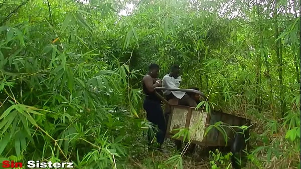 AFRICAN GIFT INVITED ABOKI TO THE BUSH AND HER TO FUCK THEIR LOCAL VAGINA SIN